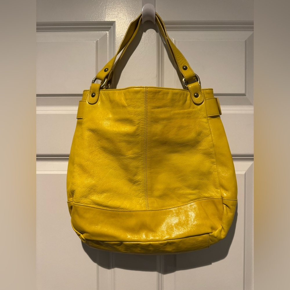 Vera Pelle Yellow Leather Shoulder Bag
